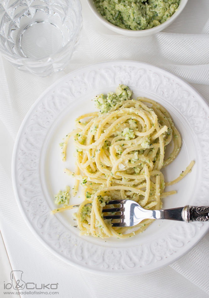 Spaghetti_con_pesto_di_zucchine_3